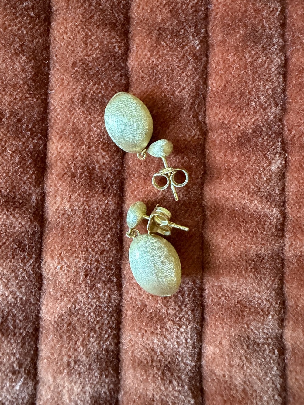 MARCO BICEGO Siviglia Drop Earrings in 18k yellow gold - Picture 2 of 5